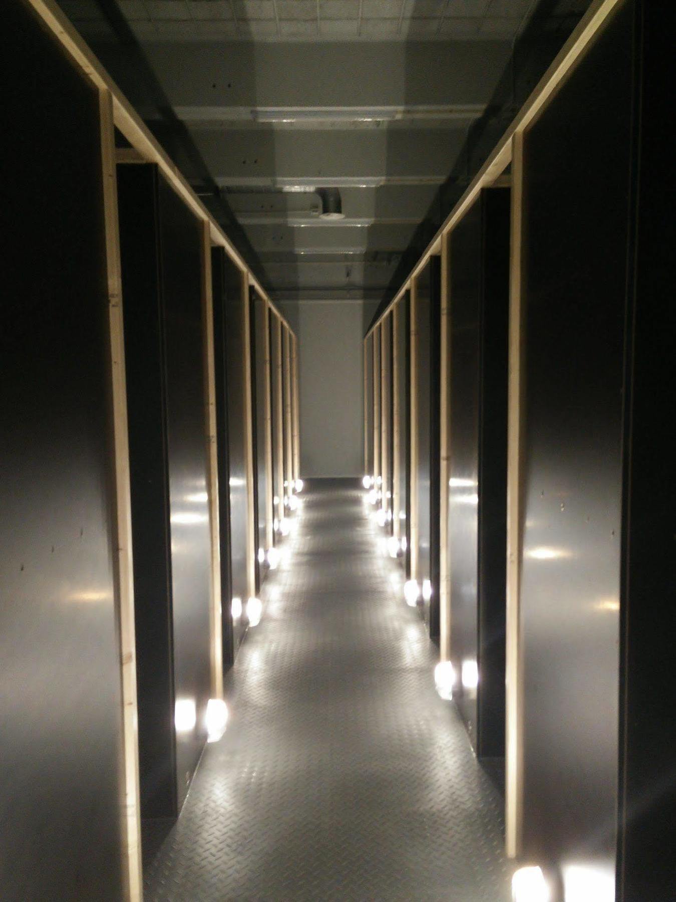 Stayokay - Blue Collar Hotel 3*